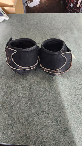 Size 4 Cavallo Hoof Boots