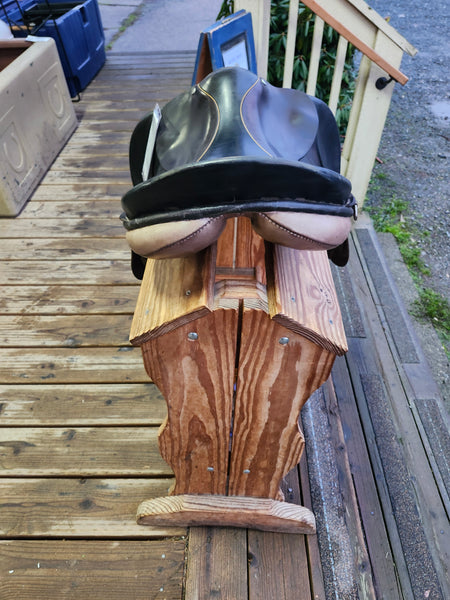 17.5" Berney Brothers Jumping Saddle