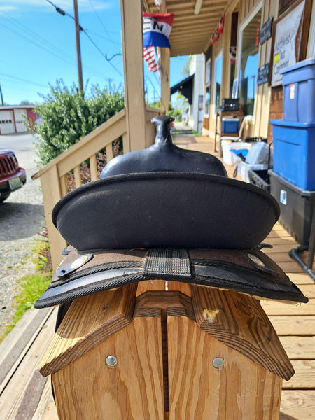 15" Abetta Synthetic Western Saddle