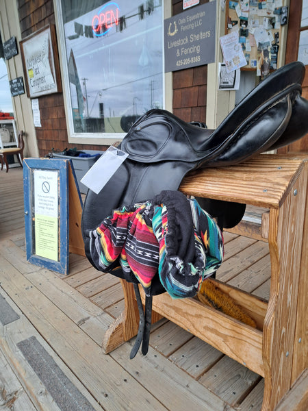 ON TRIAL 18" Stubben Scandica Dressage Saddle