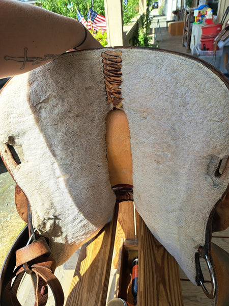 14" Courts Saddle Co Barrel Saddle