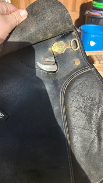 16.5" Wintec All Purpose English Saddle