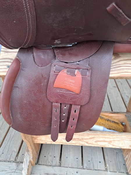 17" St. Lourdes Close Contact Saddle