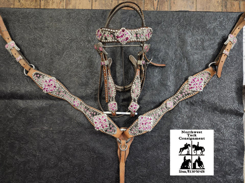 Custom hide-on tack set