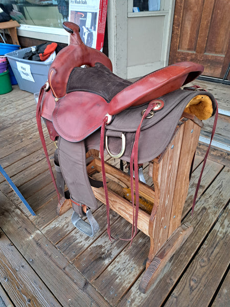 17" Fabtron Easy Rider Gaited Western Trail Saddle