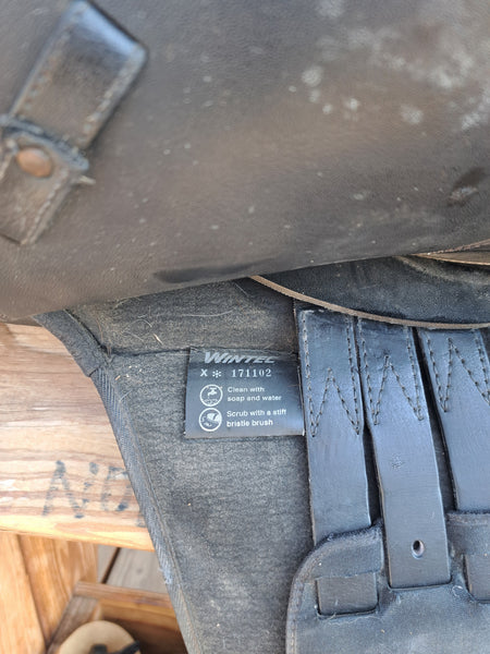 17" Wintec 2000 All Purpose English Saddle