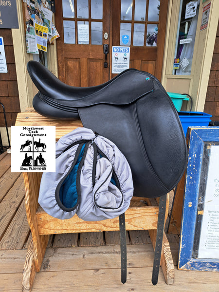 18" Takt Dressage saddle