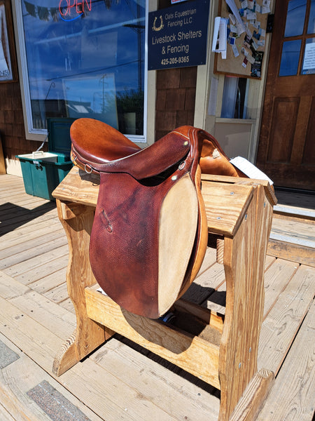17" Stubben Close Contact Saddle