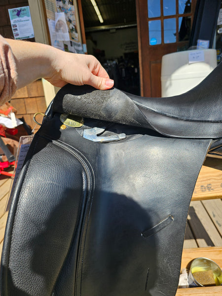 17.5" JRD Custom Dressage Saddle