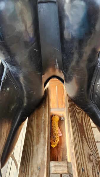 18" Pro Trainer Zurich Dressage Saddle