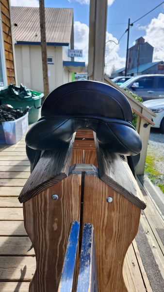 17" Anky Dressage Saddle