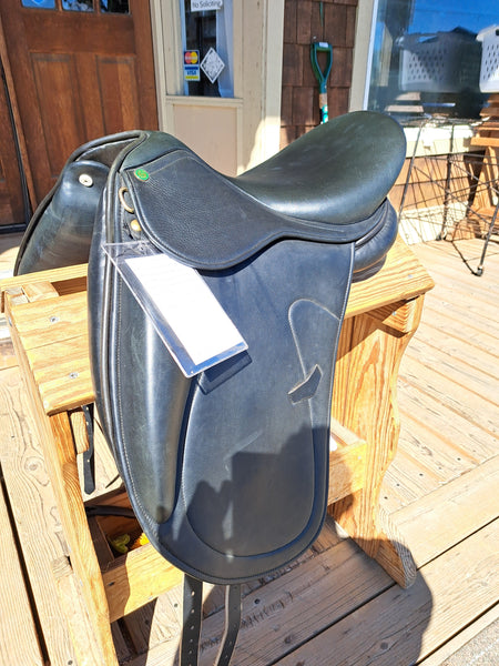 17" HDR Karla Monoflap Dressage Saddle
