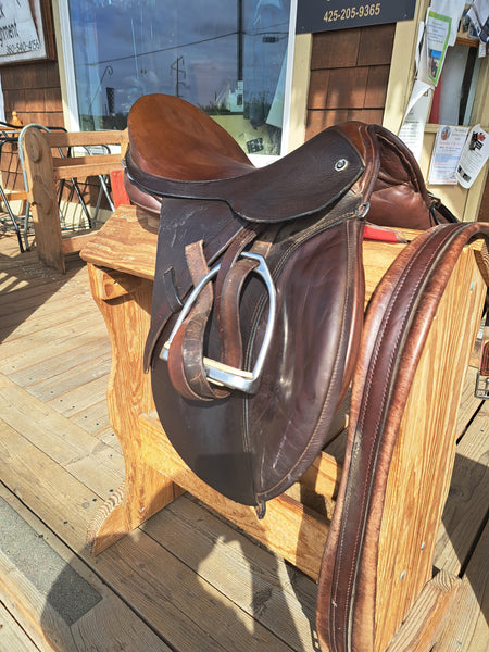 17" Coventry All Purpose English Saddle