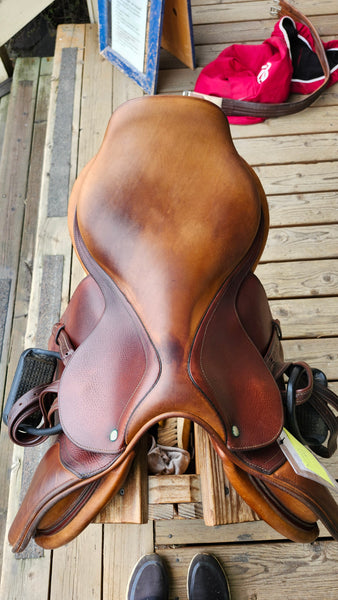 18" CWD SE06 Jump Saddle