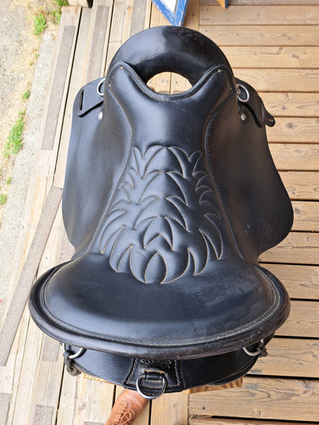16.5" Tucker Vista Endurance Saddle
