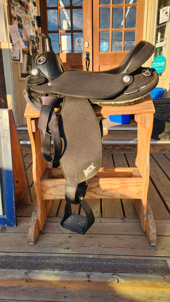 17" Abetta Adjustable Panels Trail Saddle