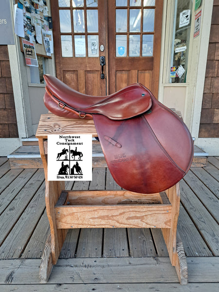ON TRIAL 17" Stubben Edelweiss Close Contact Jump Saddle
