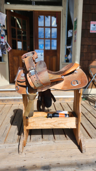 16" Circle Y Roughout Training Saddle