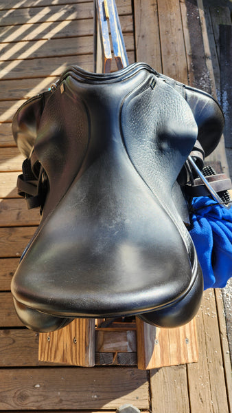 17.5" Anky Salinero Dressage Saddle