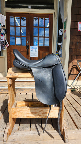 18" JRD Custom Dressage Saddle