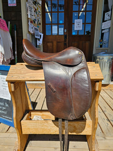 16.5" Collegiate Dressage Saddle