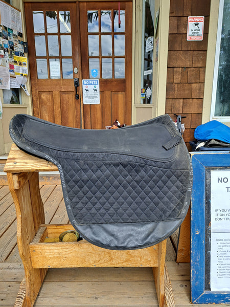 Black Forest Aspen Treeless Saddle