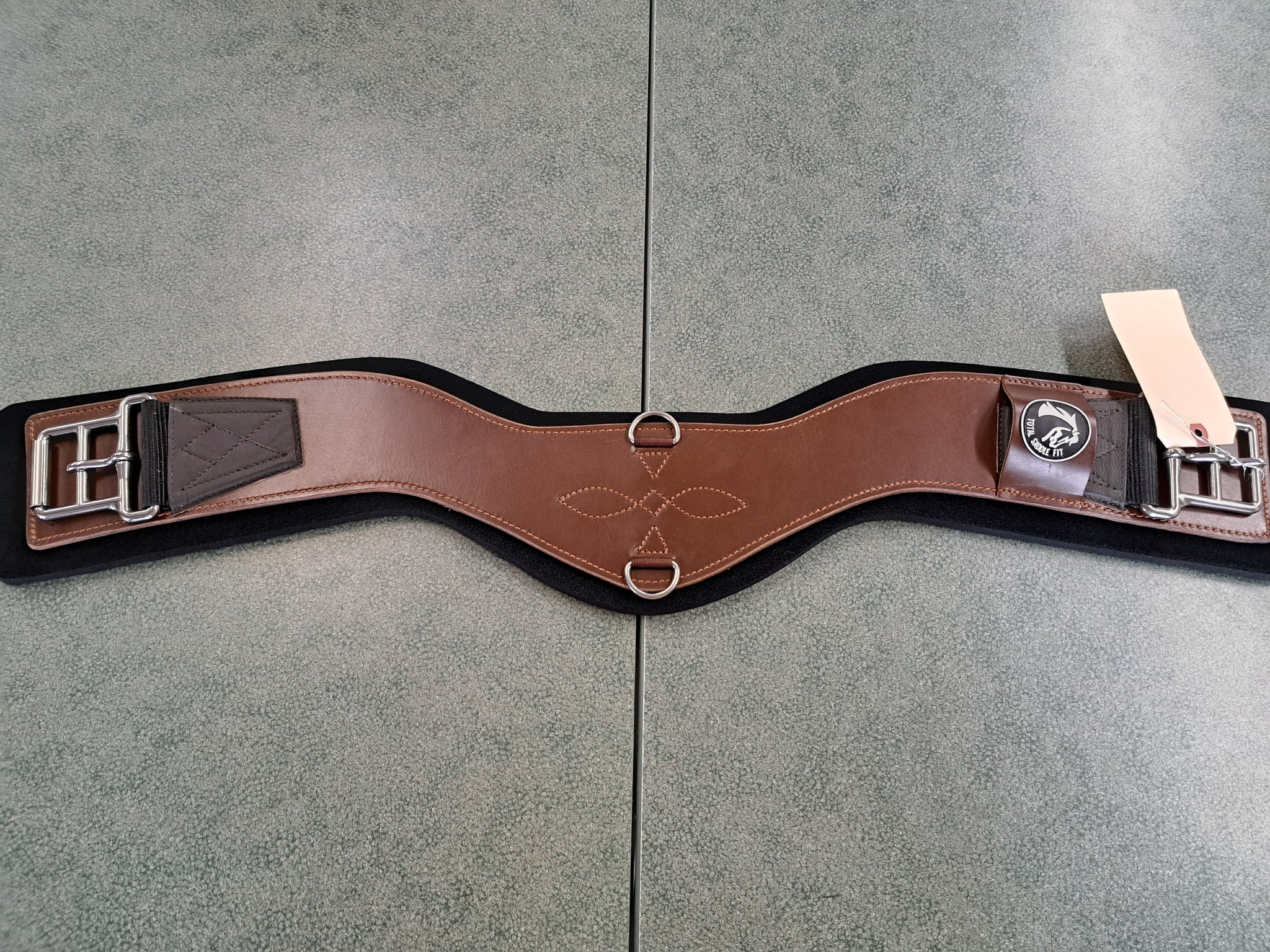 New 32" Total Saddle Fit Cinch