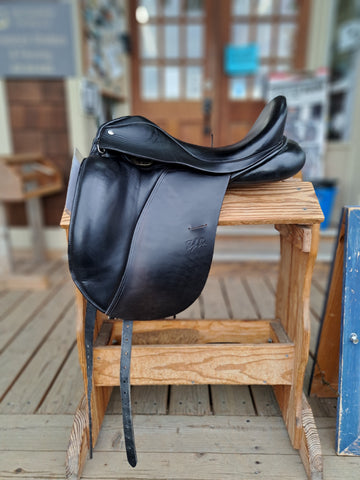 17" Custom Saddlery Steffen's Advantage Dressage Saddle