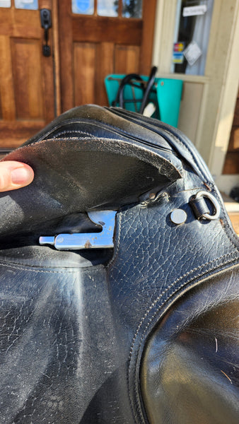 17" Anky Dressage Saddle