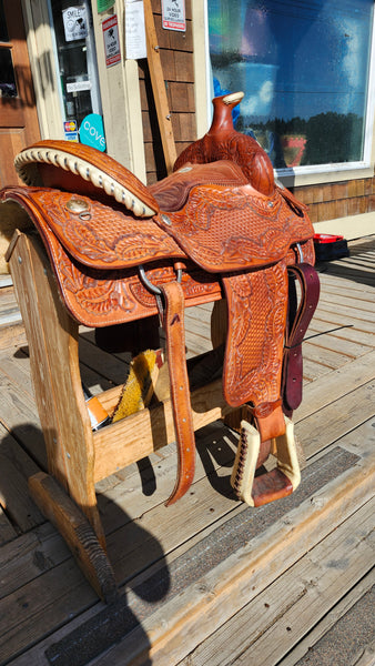 16" Courts Dee Pickett Roper Saddle