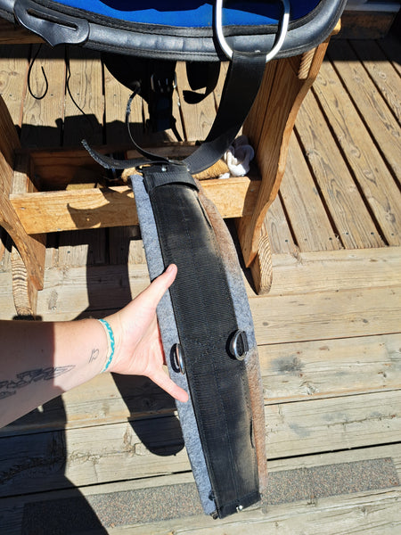 15" Abetta Synthetic Western Saddle