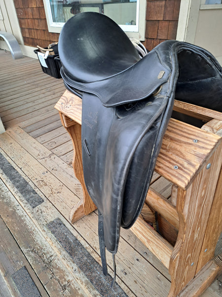 17.5" CHS Arthur Kottas Imperial Dressage Saddle