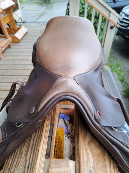 *ON TRIAL* 17" Arabian Saddle Company Elan Close Contact Jump Saddle