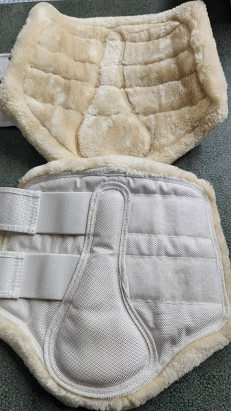 Medium Eskadron Brushing Boots