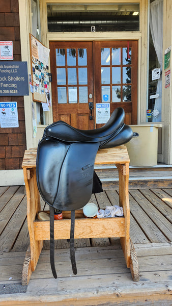 18" Custom Saddlery Steffen's Advantage Dressage Saddle