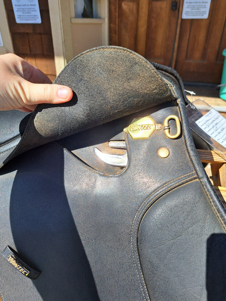 16.5" Wintec All Purpose English Saddle