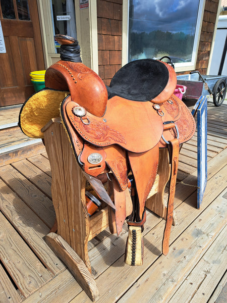 15" Hilason Roping Saddle