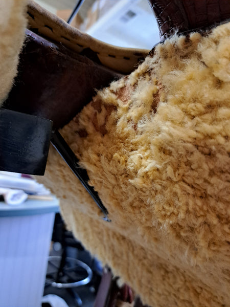 16" Circle Y Cutting Saddle