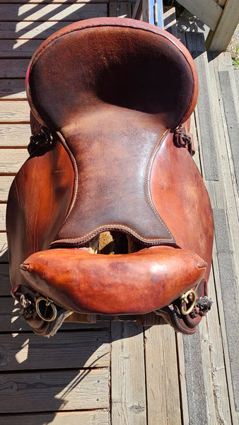 16" Oak Brand Leather Endurance Saddle