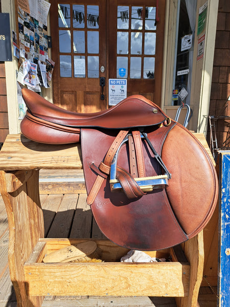 16.5" Dover Circuit Jump Saddle