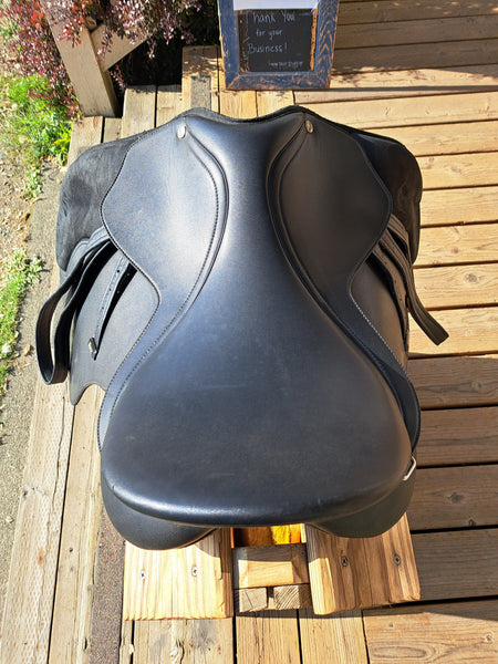 16.5" Wintec 500 All Purpose English Saddle