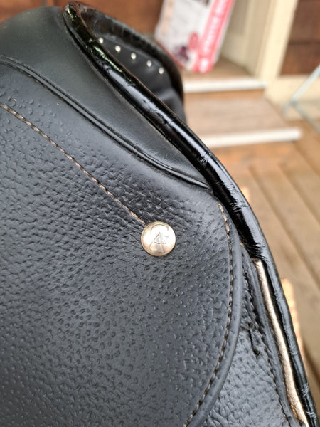 ON TRIAL 17.5" Custom Greg Allan Dressage Saddle