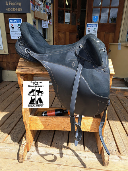 XL Wintec Pro Hart Australian Stock Saddle