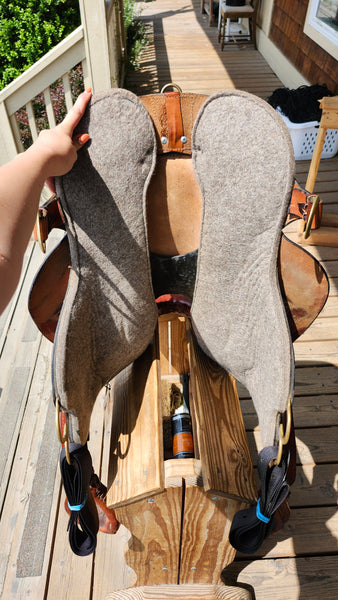 16.5" Tucker T59 Endurance Saddle