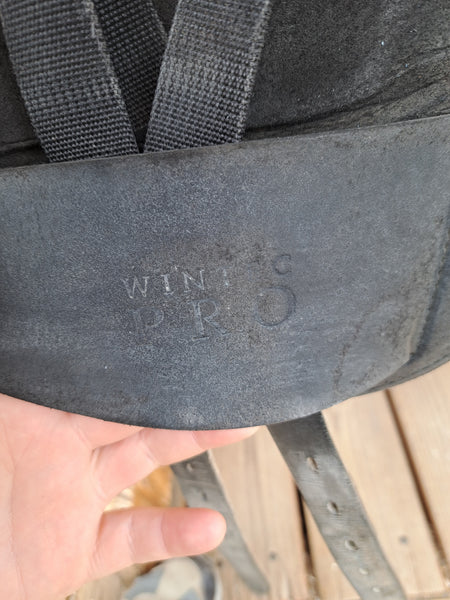 17" Wintec Pro Dressage Saddle