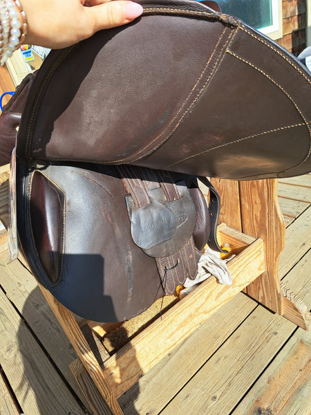 16" HDR Close Contact Jump Saddle