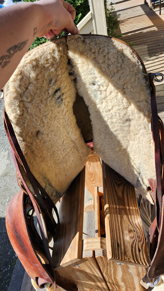 15" Sharon Saare Endurance Saddle