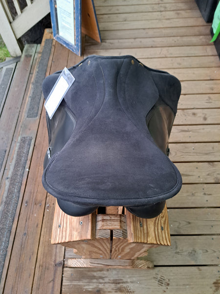 17.5" Wintec All Purpose Saddle