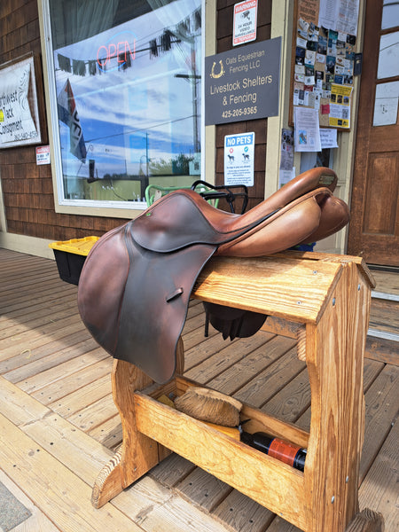 17.5" County Innovation Jump Saddle