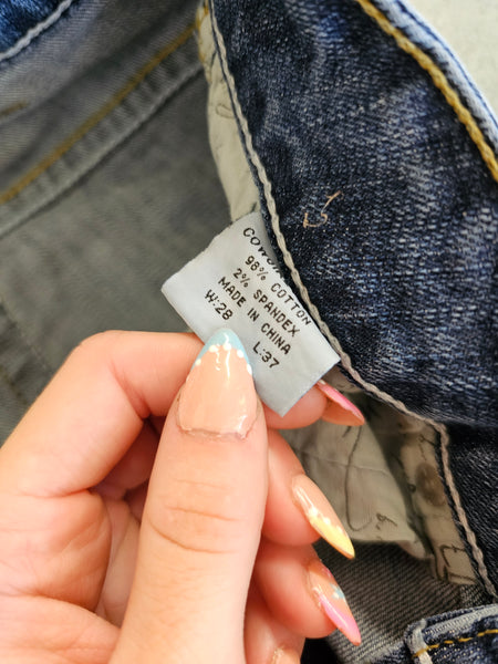 28/37 Cowgirl Tuff Jeans